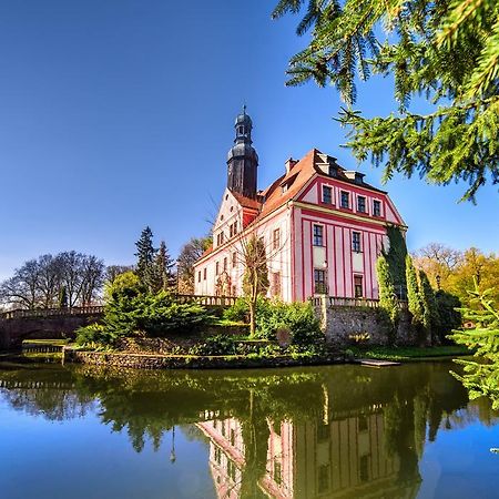 Boutique Palac Warmatowice Sienkiewiczowskie Legnica Dış mekan fotoğraf
