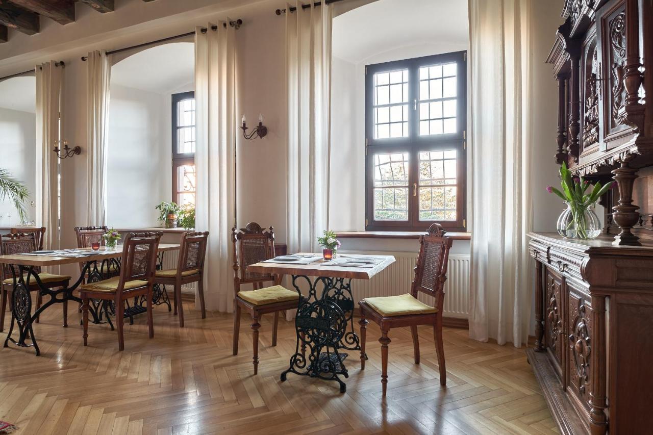 Boutique Palac Warmatowice Sienkiewiczowskie Legnica Dış mekan fotoğraf