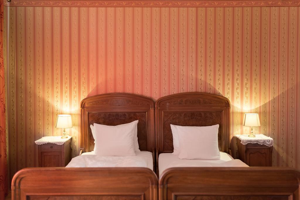 Boutique Palac Warmatowice Sienkiewiczowskie Legnica Dış mekan fotoğraf